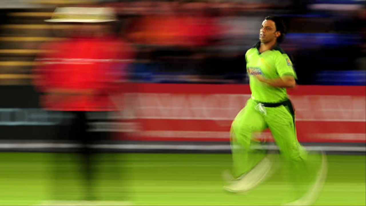Shoaib Akhtar.