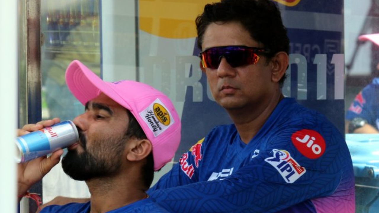 Sairaj Bahutule and Rahul Tewatia of Rajasthan Royals.