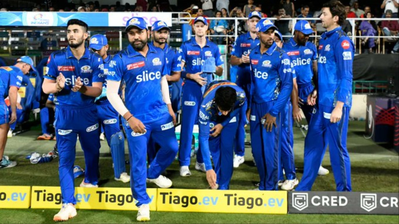 Mumbai Indians (MI).