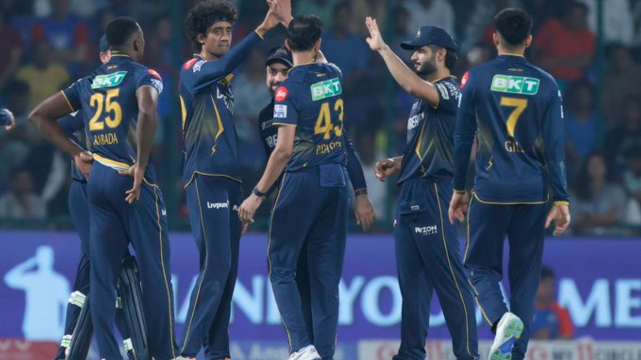 Gujarat Titans (GT).