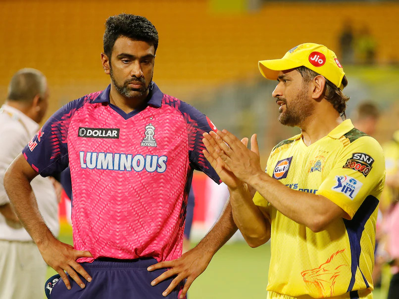 Ravichandran Ashwin And MS Dhoni Photo IPL