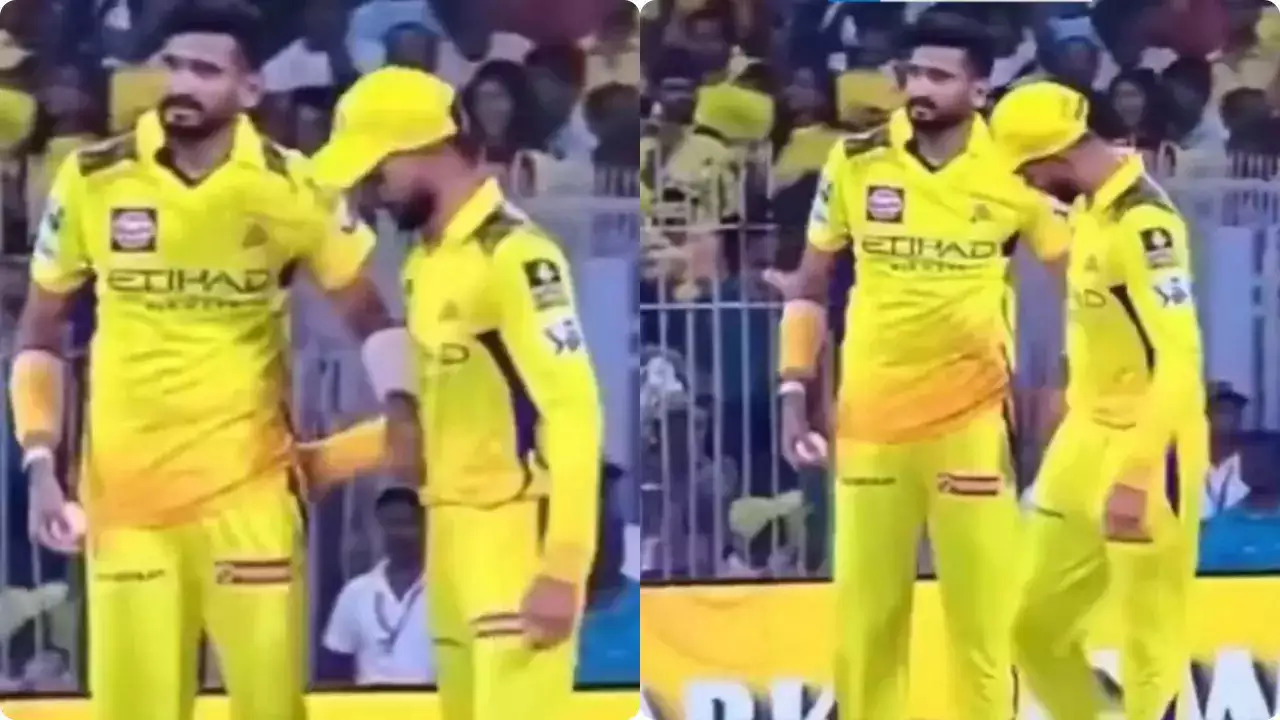 Ruturaj Gaikwad And Khaleel Ahmed Photo X